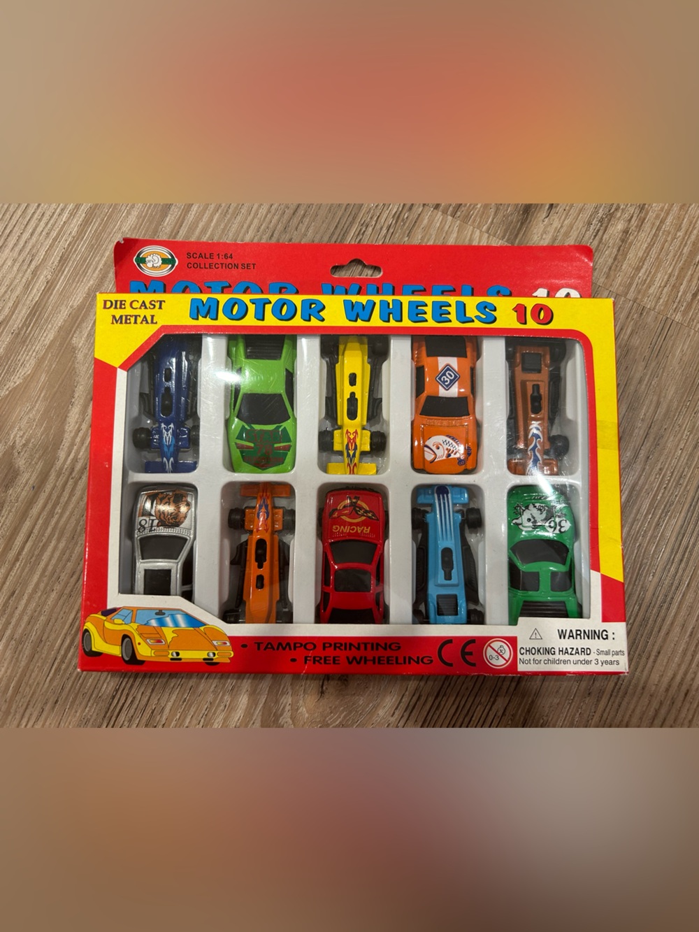 NIB Motor Wheels 10 Die-Cast Metal Toy Cars Set 1:64 Scale Racing